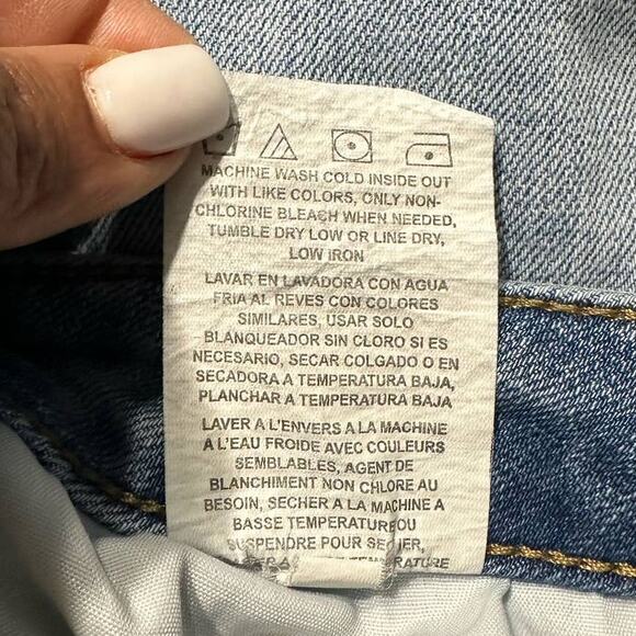 Lee Women's Slim Fit Skinny Leg Midrise Jean Women's 14 Light Wash - Picture 7 of 8